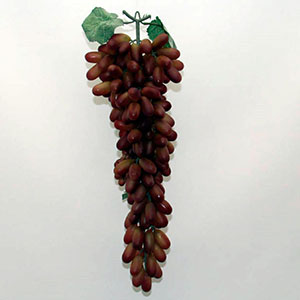 Ramo de uvas rojas