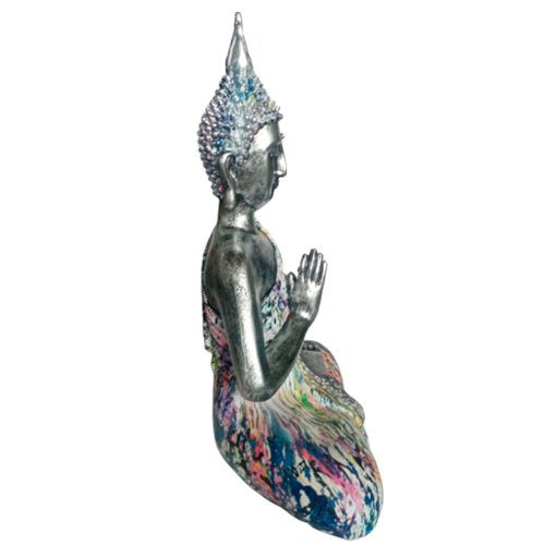 Buda plateado con traje