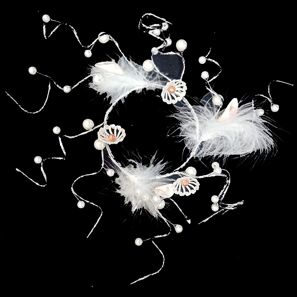 Corona con bolitas - Galerías el Triunfo - 046022462103