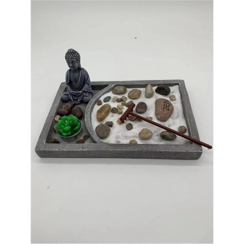 Buda sentado en jardin