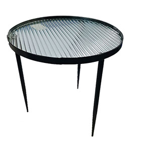 Mesa de metal negro