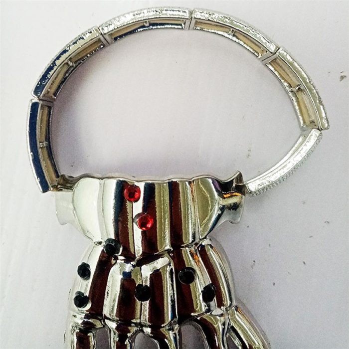 Brazalete decorativo diseño mano - Image 2