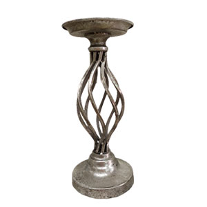 Candelabro de metal plateado