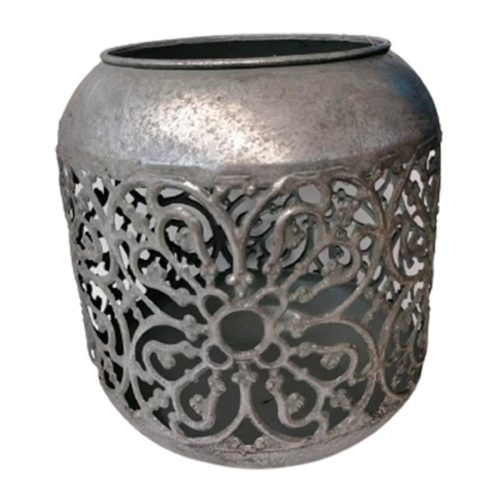 Candelabro de metal plateado