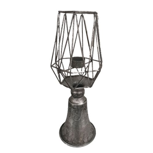 Candelabro de metal plateado