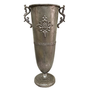 Copa de metal plateada