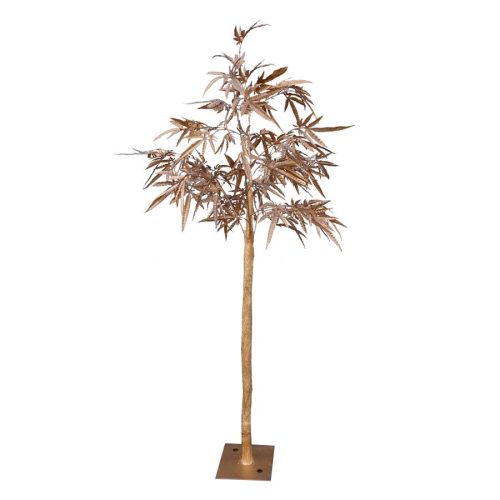 Árbol con hojas