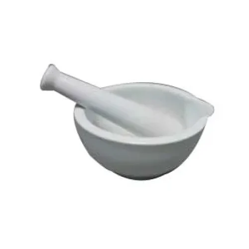 Mortero de porcelana blanca