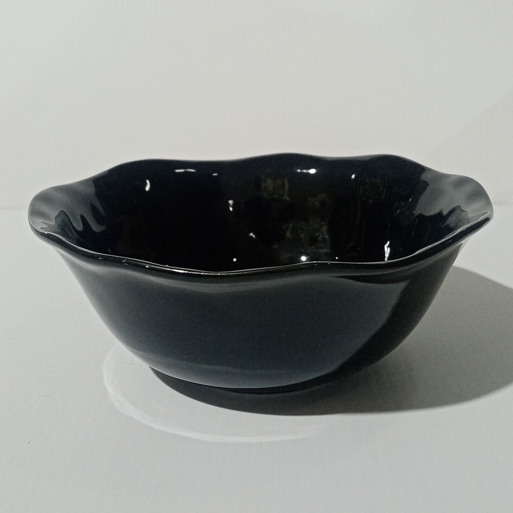 Bowl de porcelana negro - Galerías el Triunfo - 090307370379