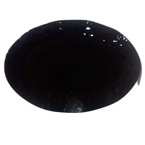 Plato de porcelana negra