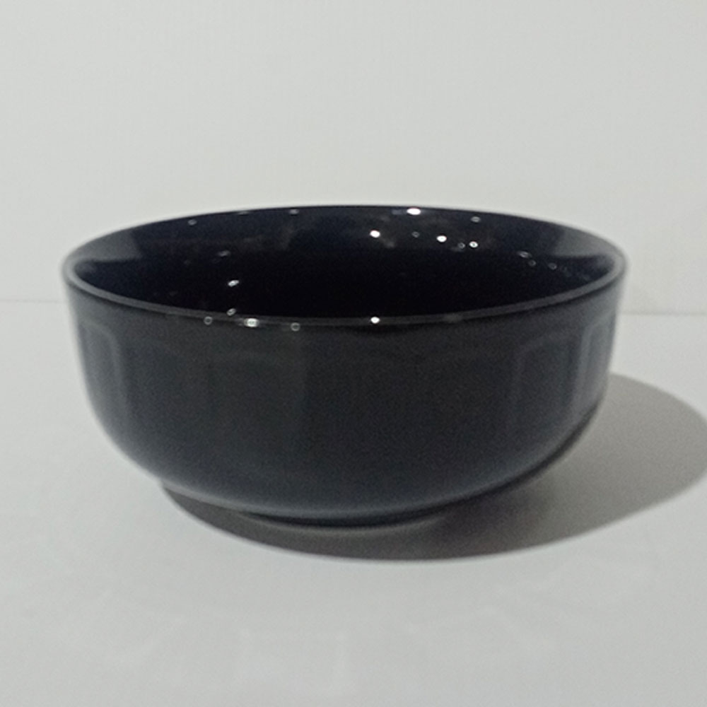 Bowl de porcelana negra - Galerías el Triunfo - 090307370399
