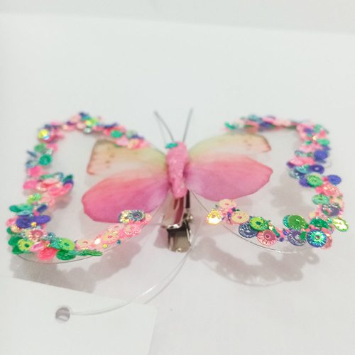 Mariposa rosa transparente