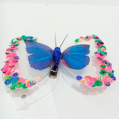 Mariposa azul transparente