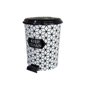 Bote de plastico - Galerías el Triunfo - 103072797025