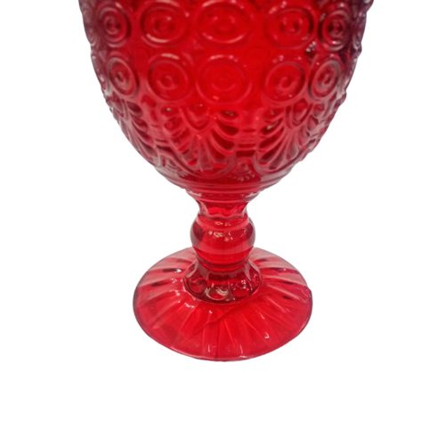 Copa de cristal rojo