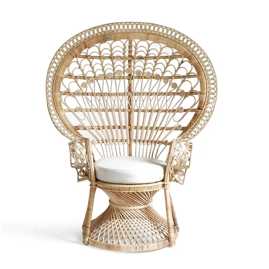Silla de rattan tejida - Galerías el Triunfo - 168072804006