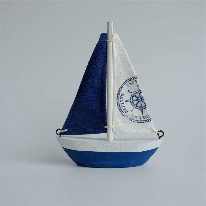Velero blanco con azul - Galerías el Triunfo - 206071383225