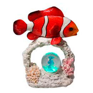 Pez payaso en coral