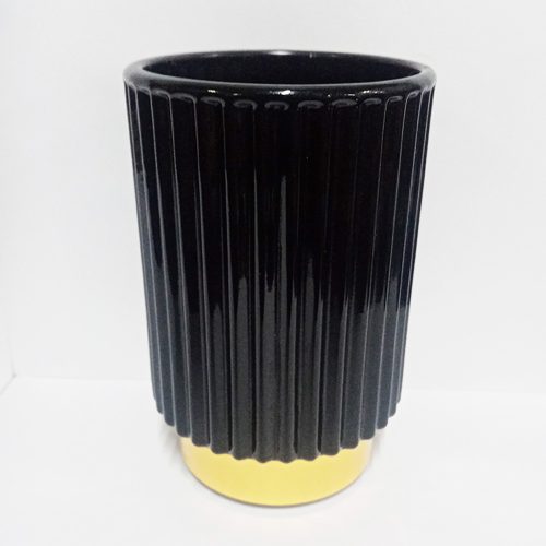 Candelabro de vidrio negro