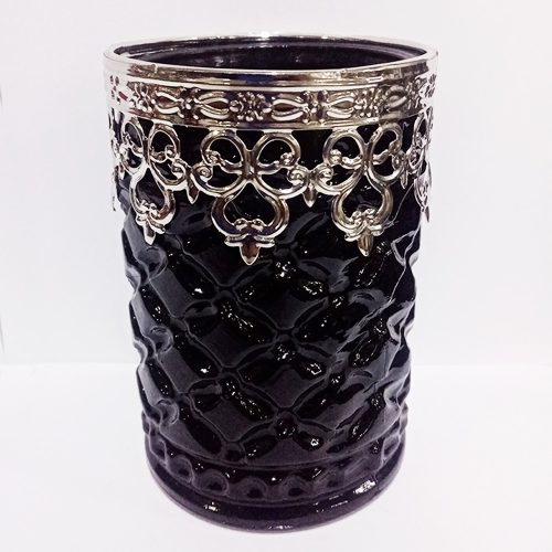 Candelabro de vidrio negro