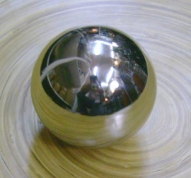 Bola de acero inoxidable