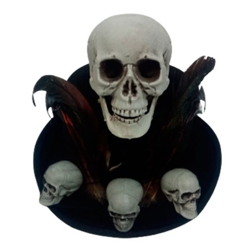 Sombrero elegante con craneos