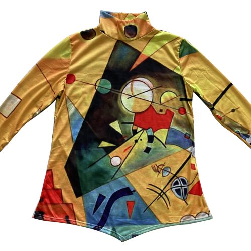 Blusa con diseño abstracto