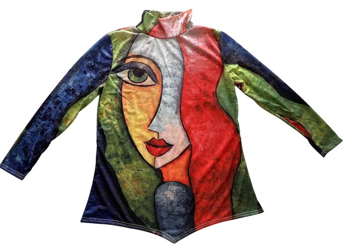 Blusa con diseño rostro - Galerías el Triunfo - 291001736078