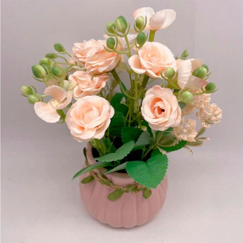 Maceta con flores durazno