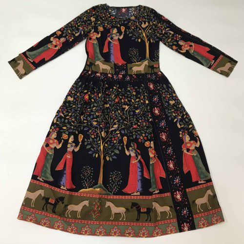 Vestido negro diseño árbol