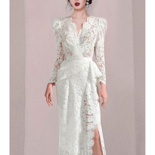 Vestido diseño encaje blanco