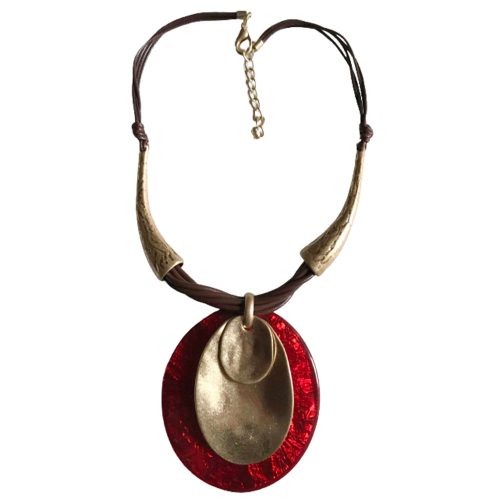 Collar con piedra