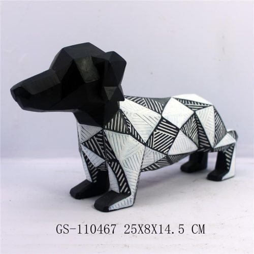 Perro negro con blanco