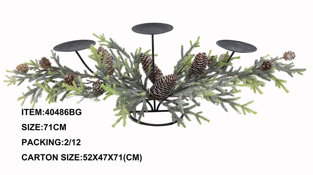 Candelabros con follaje verde - Galerías el Triunfo - 049072641213
