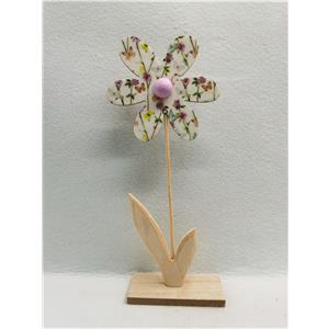 Flor de madera sobre soporte