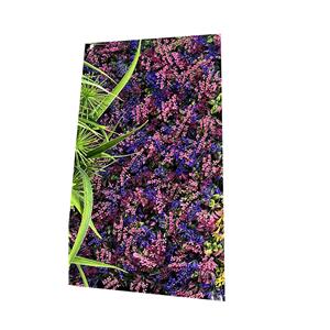 Tapete artificial floreado morado con verde de 40x60cm