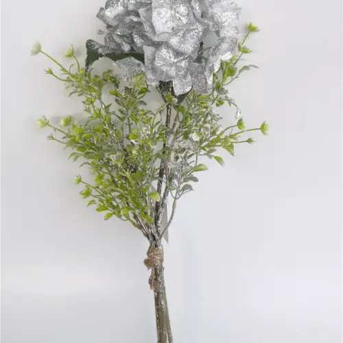 Ramo de follaje con flor de hortencia artificial plateada de 50cm