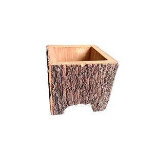 Maceta cuadrada alta de madera natural de 26x26x25cm