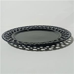 Plato de porcelana negra
