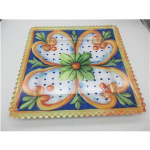 Charola de plástico cuadrada diseño flor amarilla con verde de 32x32x3cm