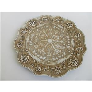 Plato de presentación de plástico beige diseño flores ondulado de 32.5×32.5x2cm