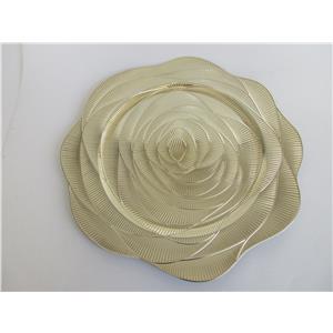 Plato de presentación de plástico dorado diseño flor de rosa de 33x33x2cm