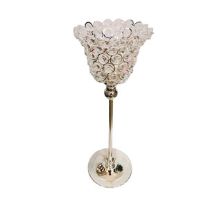 Candelabro de metal plateado