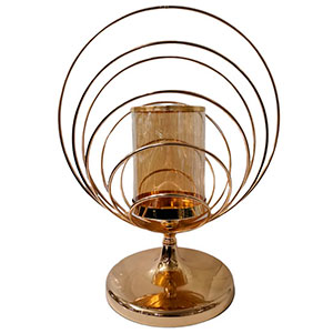 Candelabro de metal dorado