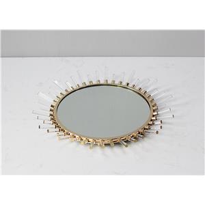 Charola de metal dorado con espejo y barras de vidrio de 35x35x4cm