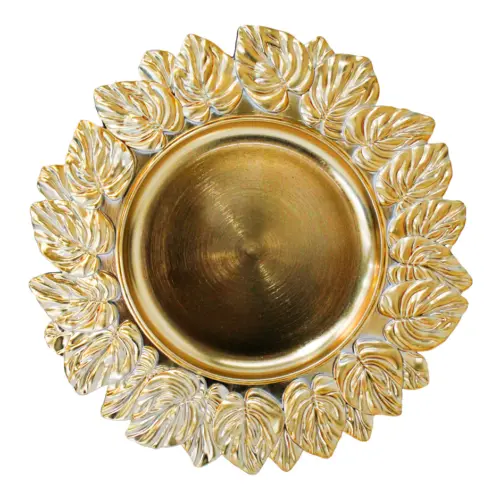Plato de presentación dorado