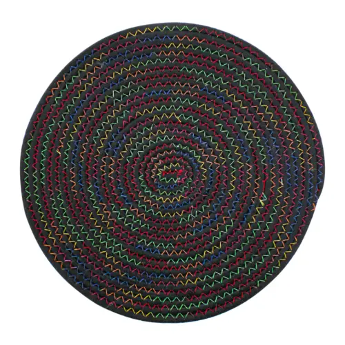Mantel individual redondo negro con rojo y azul de 36cm