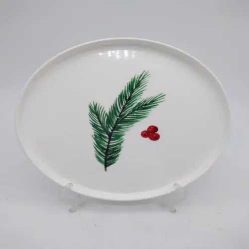Plato de cerámica estampado hoja de pino navideño con cereza de 27cm