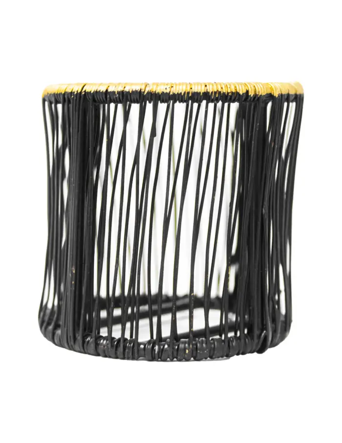 Candelabro de metal tejido negro con orilla dorada de 6x6cm - Image 2