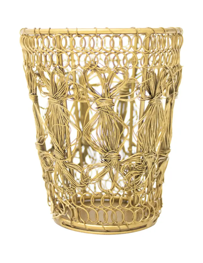 Candelabro de metal tejido dorado de 11.5x9.5cm - Image 2